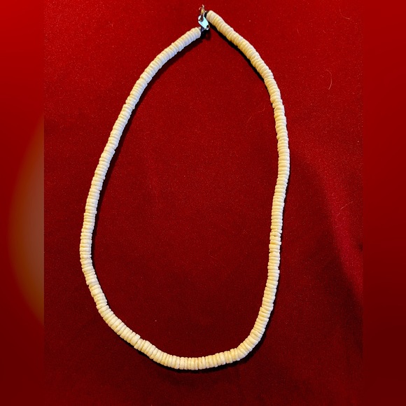 ❤️NWOT❤️unisex smooth puka shell choker necklace❤️ - Picture 4 of 4